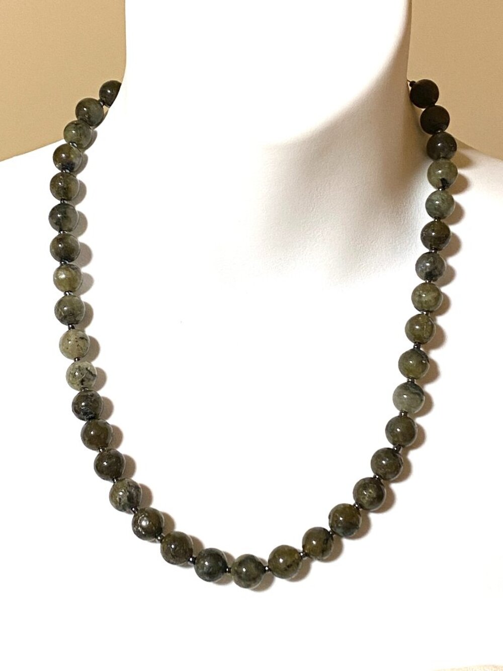 Genuine Dark Labradorite Necklace, Classic Natural Gemstone Beaded Necklace